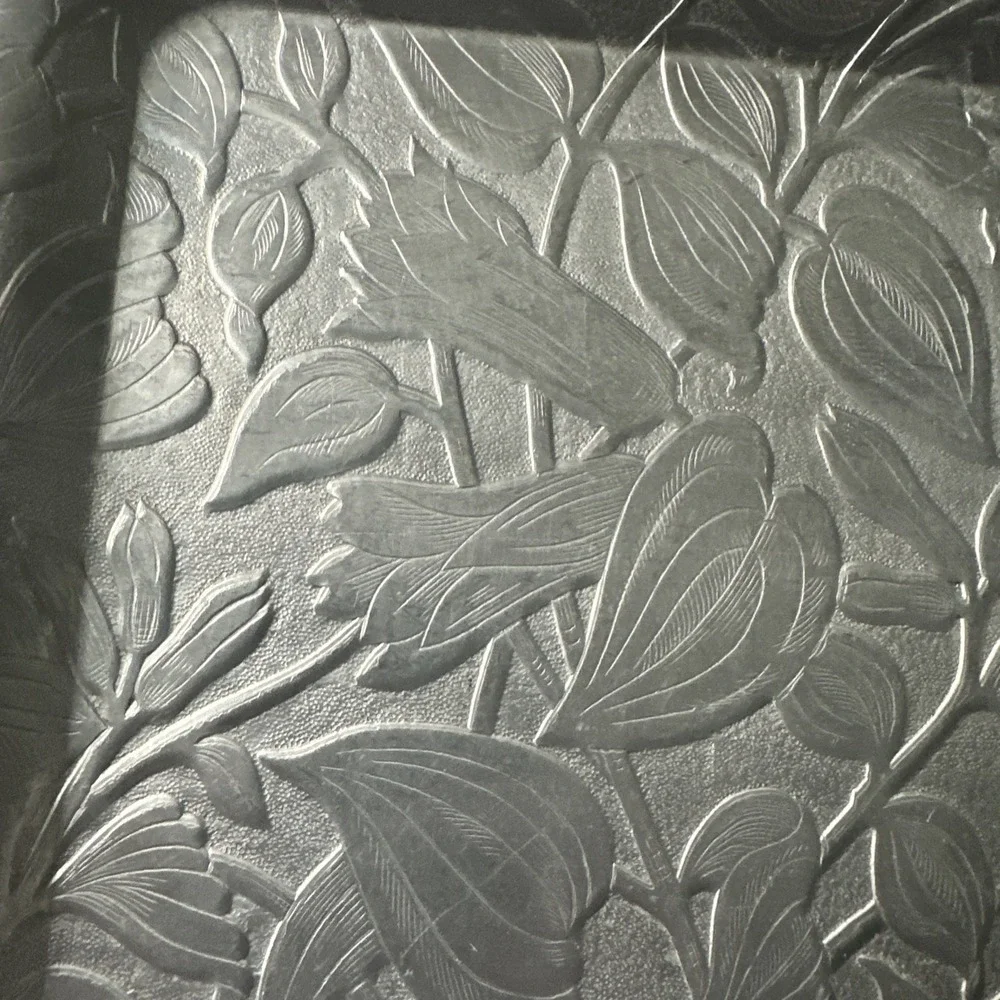 Vtg Admiration Products Co. - Floral Embossed-  Hammered Aluminum Serving Tray